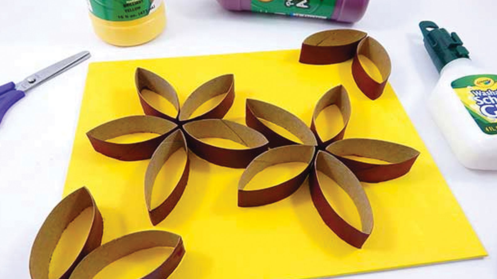 Arte floreale riciclata